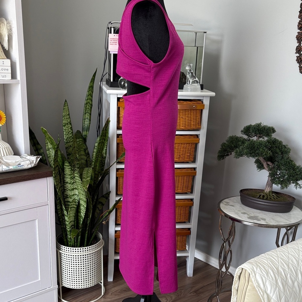 Roxy Magenta Sleeveless Maxi Dress - Picture 7 of 8